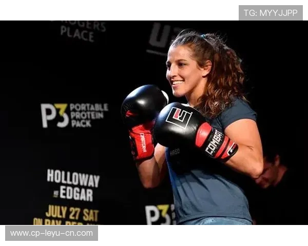 UFC训练场：抗击打与节奏恢复