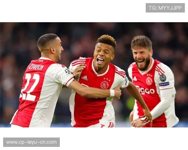 埃因霍温锋线在比赛中成为联赛得分利器