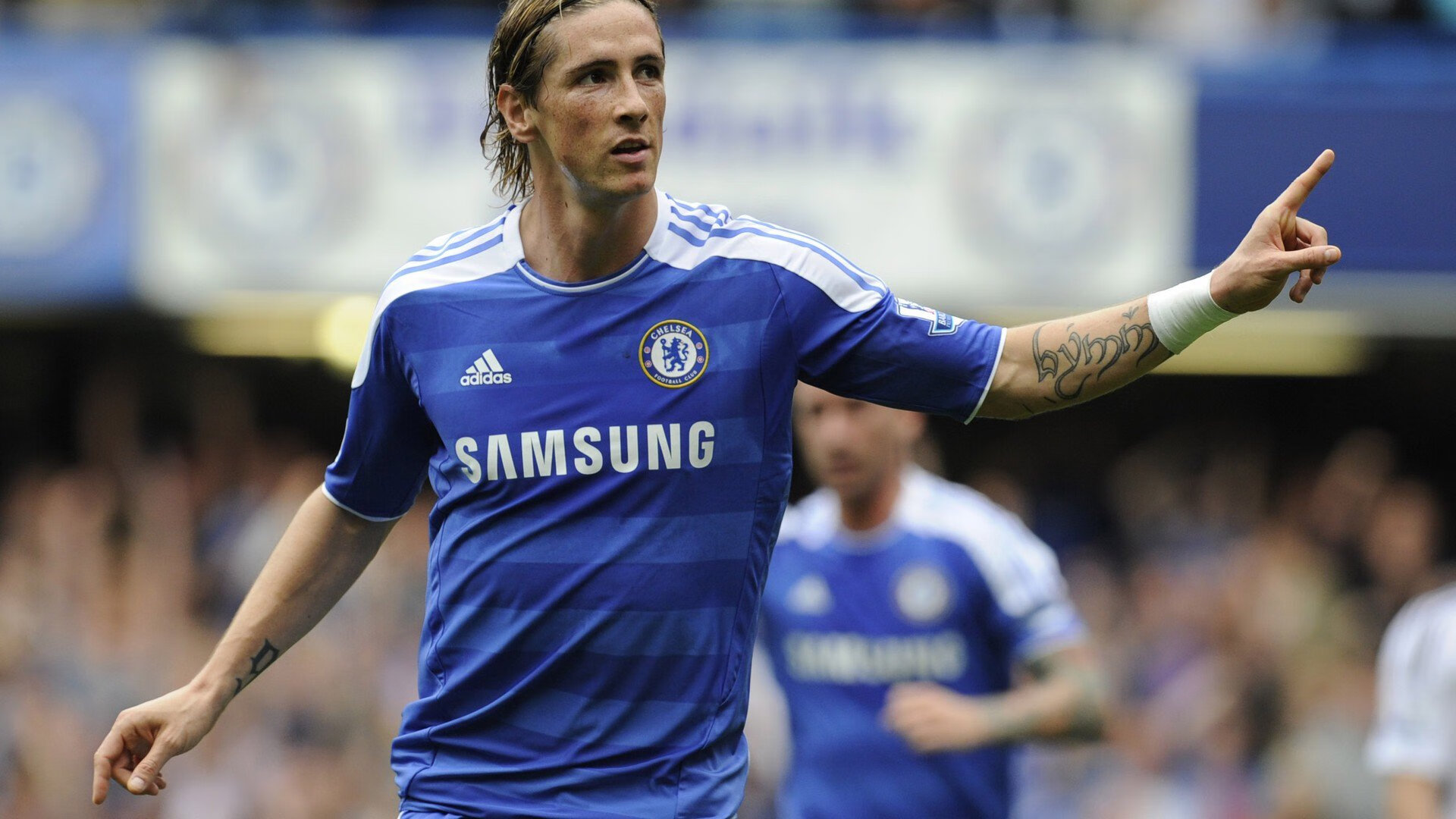 基：全黑队的“战术执行者”，每次进攻和防守都完美配合